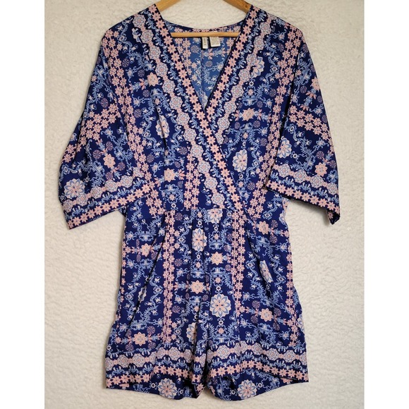 Japna Pants - Japna Floral Shorts Romper‎ Medium Pockets Short Sleeve Lined VNeck 0760